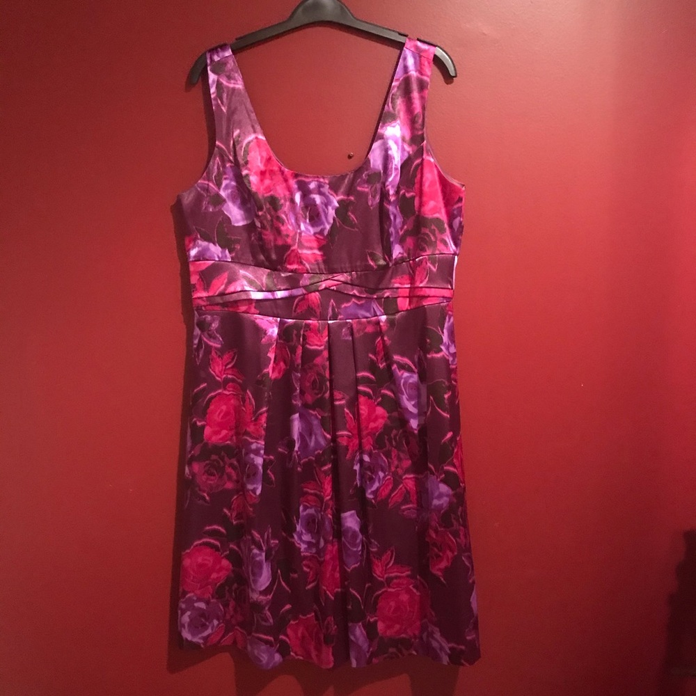 Ricki’s Floral Design Dress - Picture 2 of 8